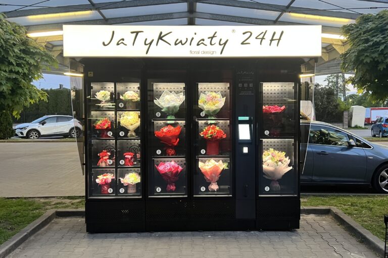 Size Matters – How to Choose the Optimal Flower Vending Machine Size for Your Location and Sales Potential